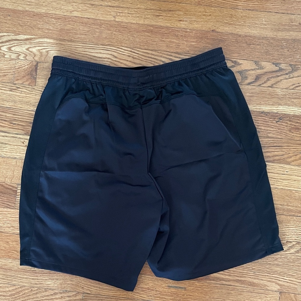 Under Armour Men's Black Athletic Shorts - Picture 3 of 3